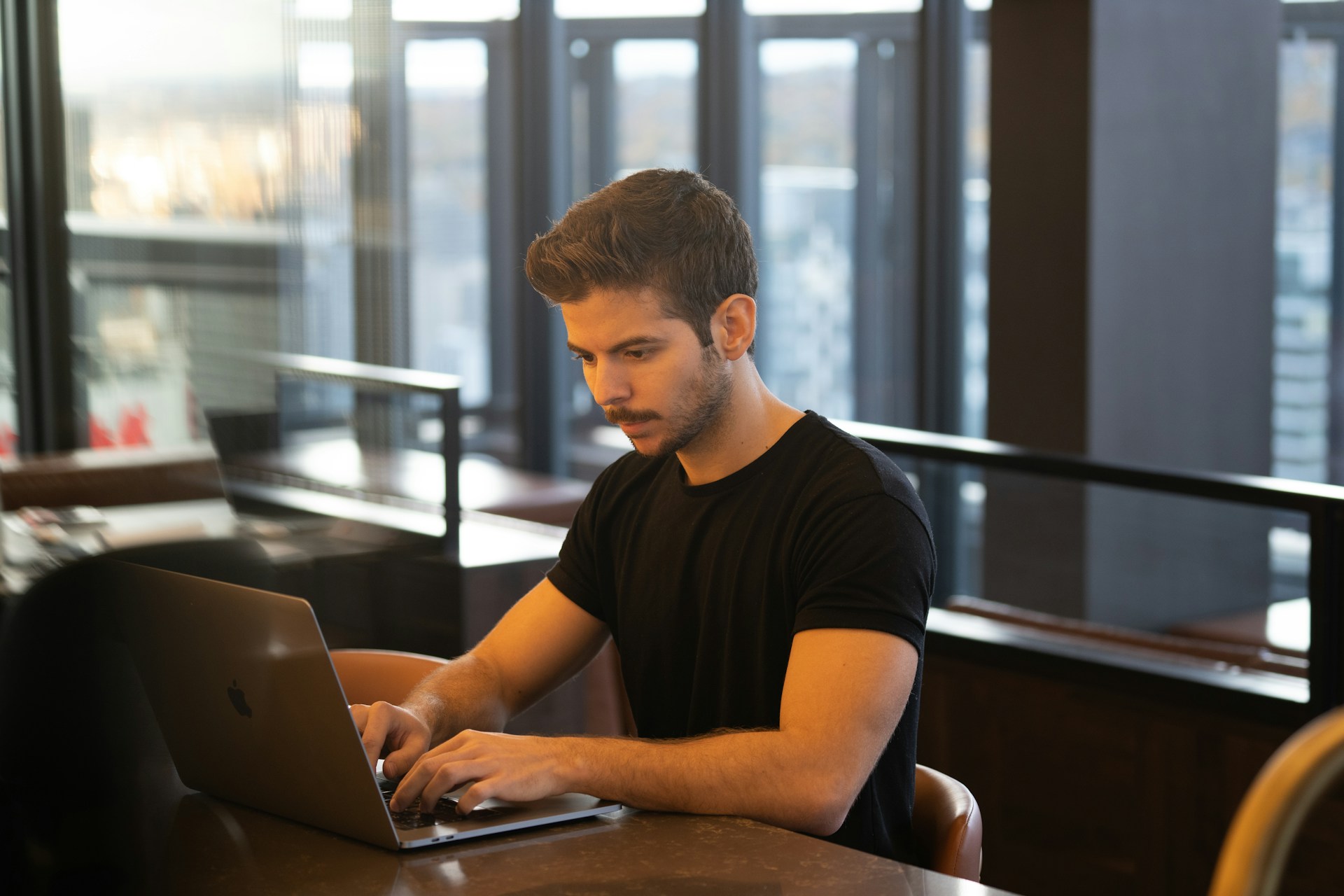 Making Sense of Confusing SEO Data: How Software Services Simplify Analysis